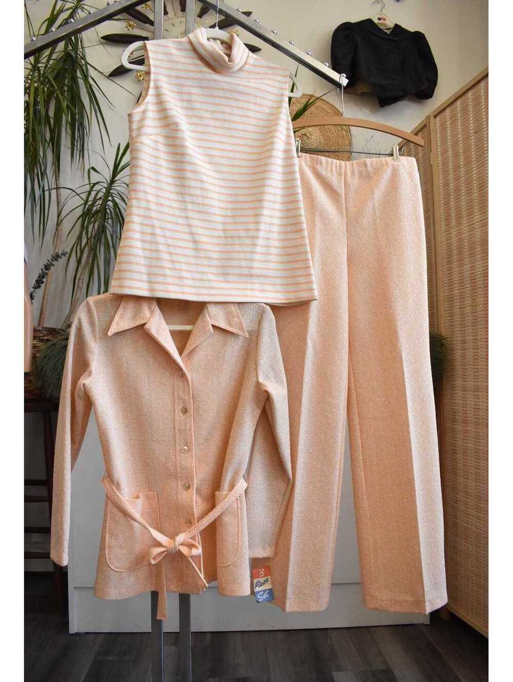 Vintage 1970s Peach 3 piece Leisure Suit
